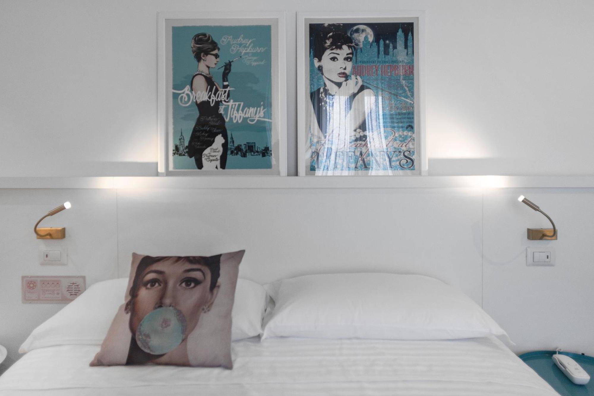 Tiffany's Hotel